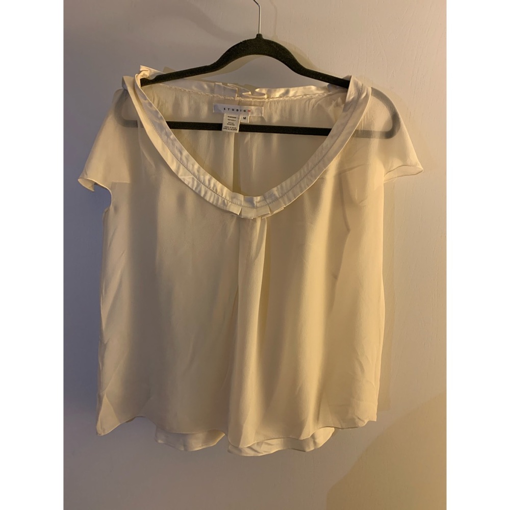 Studio M Silk Cream Colored Top